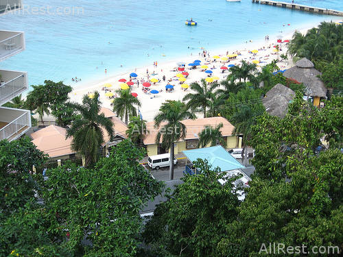 Doctors Cave Beach Hotel 7